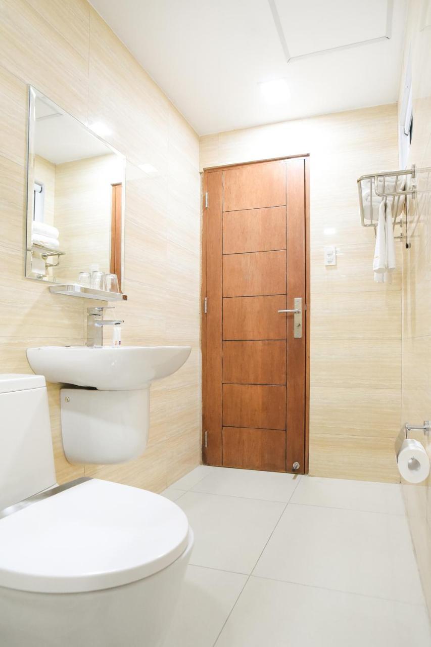Hotel Merlo Makati City Ngoại thất bức ảnh