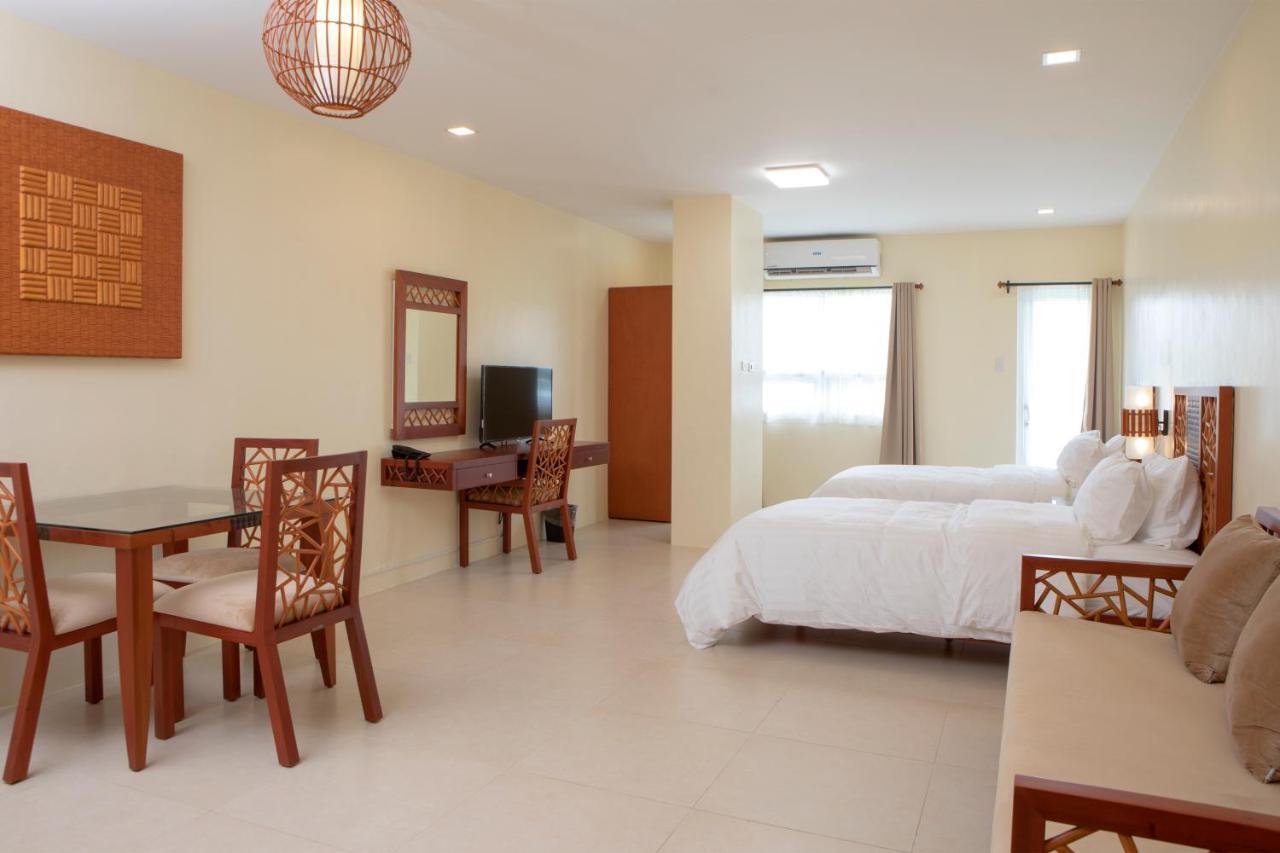 Hotel Merlo Makati City Ngoại thất bức ảnh