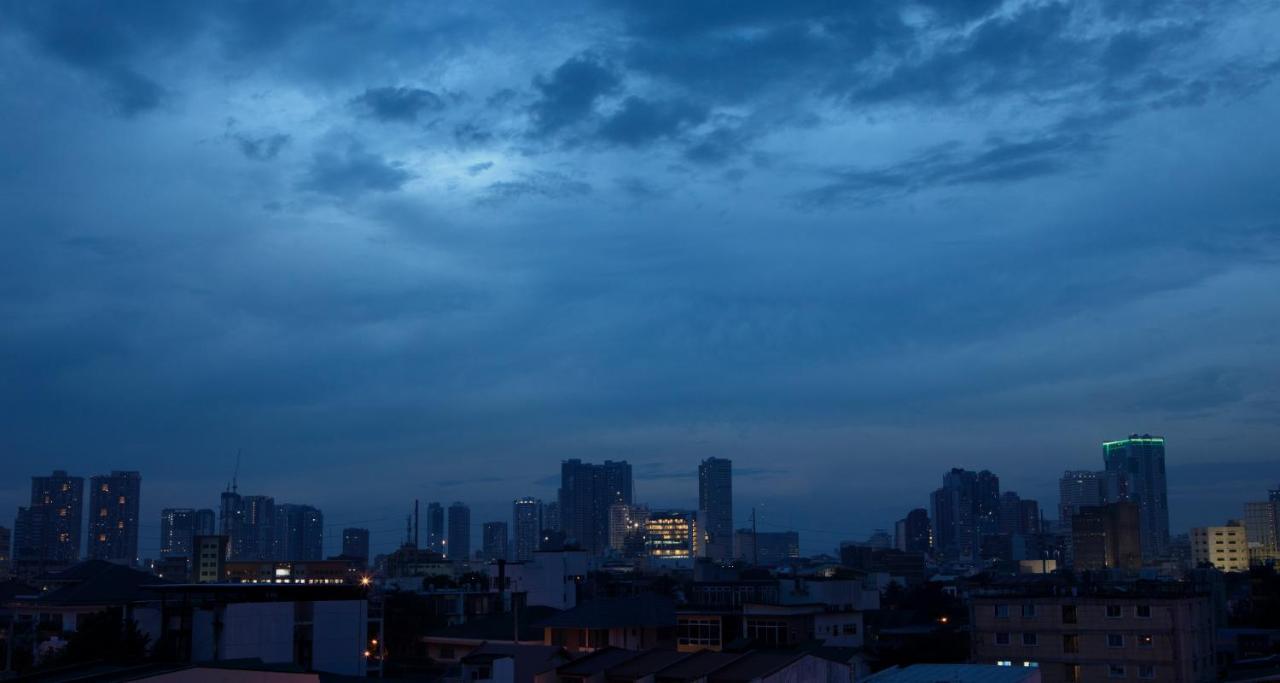 Hotel Merlo Makati City Ngoại thất bức ảnh